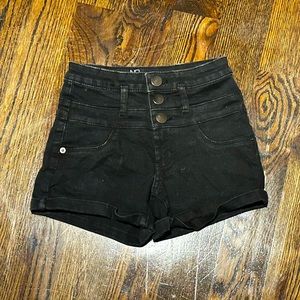 NOBO MID RISE BLACK SHORTS